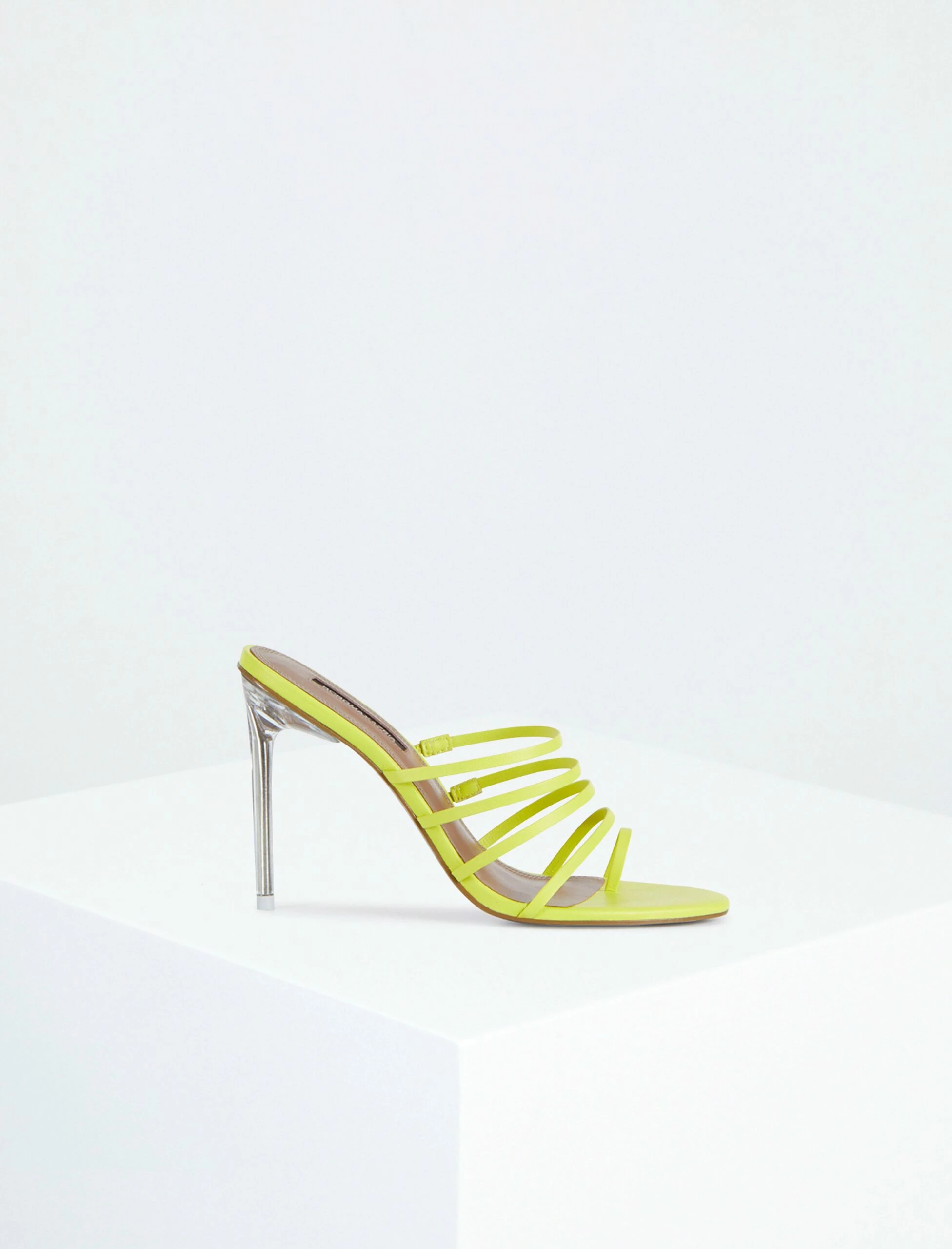 BCBGMAXAZRIA Dorthi Sandal Heel 3 BCBGMAXAZRIA Dorthi Sandal Heel