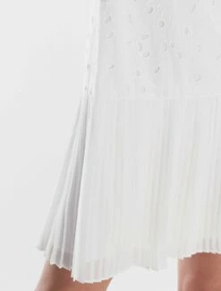 BCBGMAXAZRIA Guthrie Eyelet Dress -Bcbg Shop 2.28 D ADR60386 100 6 HiRes