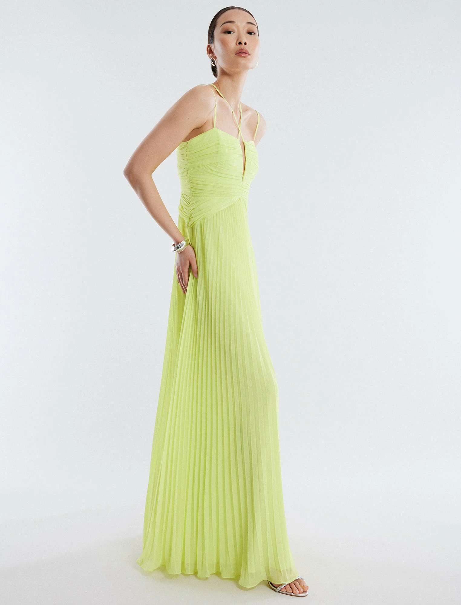 BCBGMAXAZRIA Ziv Chiffon Gown 5 BCBGMAXAZRIA Ziv Chiffon Gown - Image 3