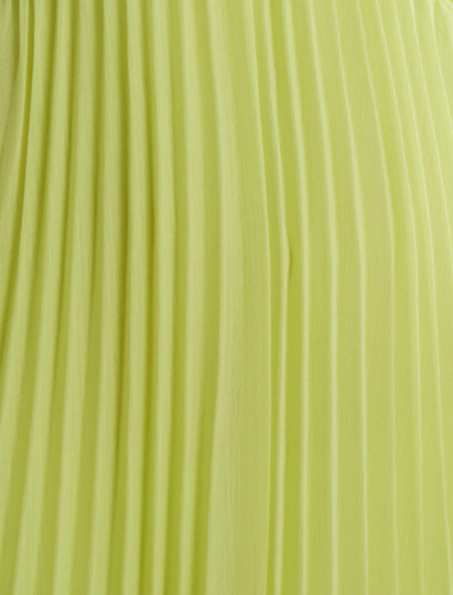 BCBGMAXAZRIA Ziv Chiffon Gown 9 BCBGMAXAZRIA Ziv Chiffon Gown - Image 7