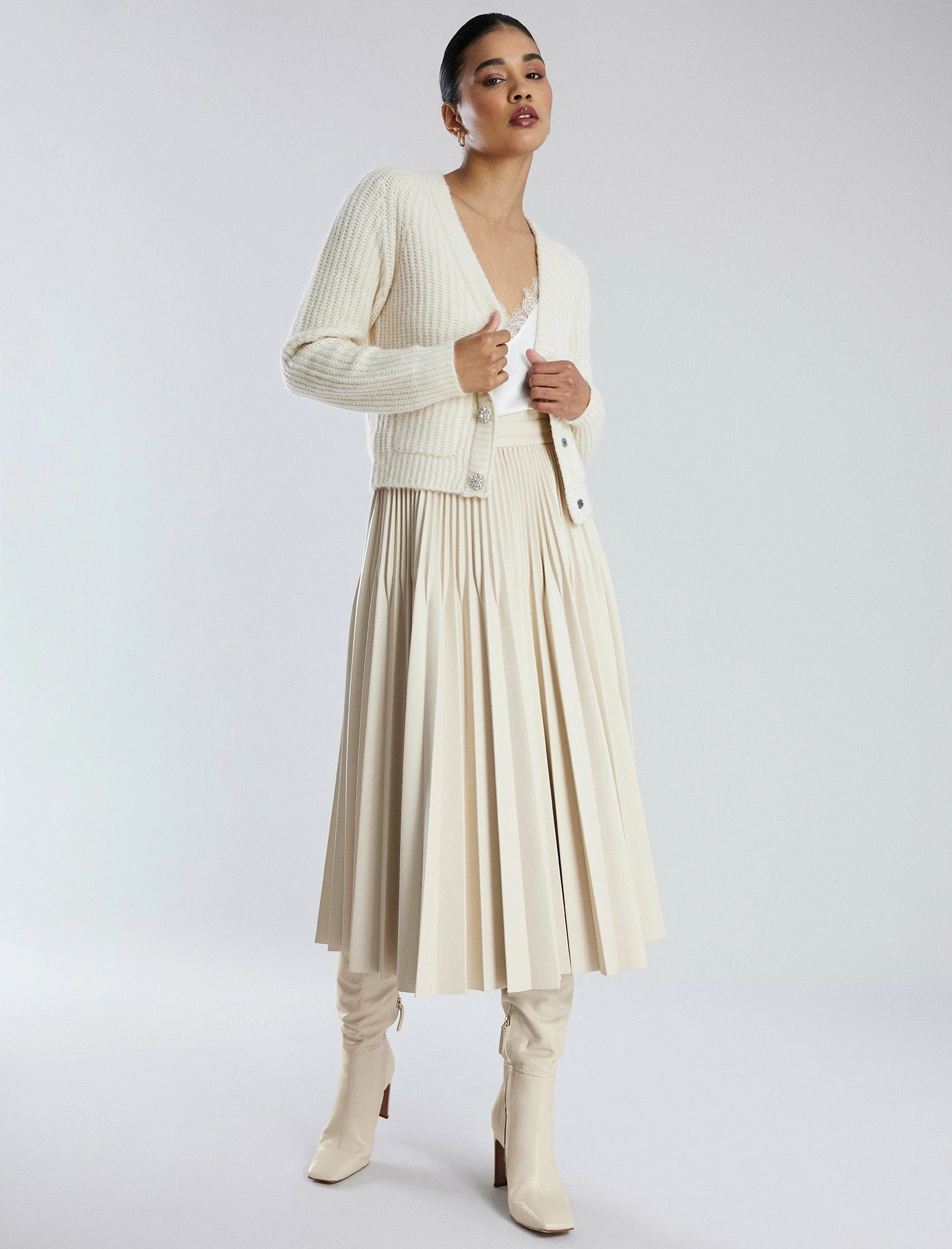 BCBGMAXAZRIA Raglan Sleeve Cardigan Sweater 7 BCBGMAXAZRIA Raglan Sleeve Cardigan Sweater - Image 5