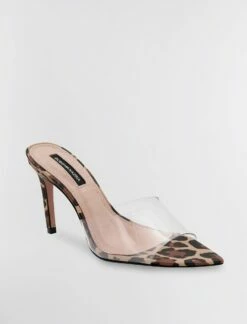 BCBGMAXAZRIA Dana Sandal Heel