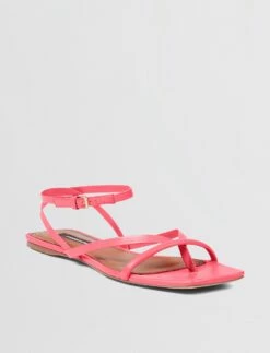 BCBGMAXAZRIA Mestico Flat Sandal