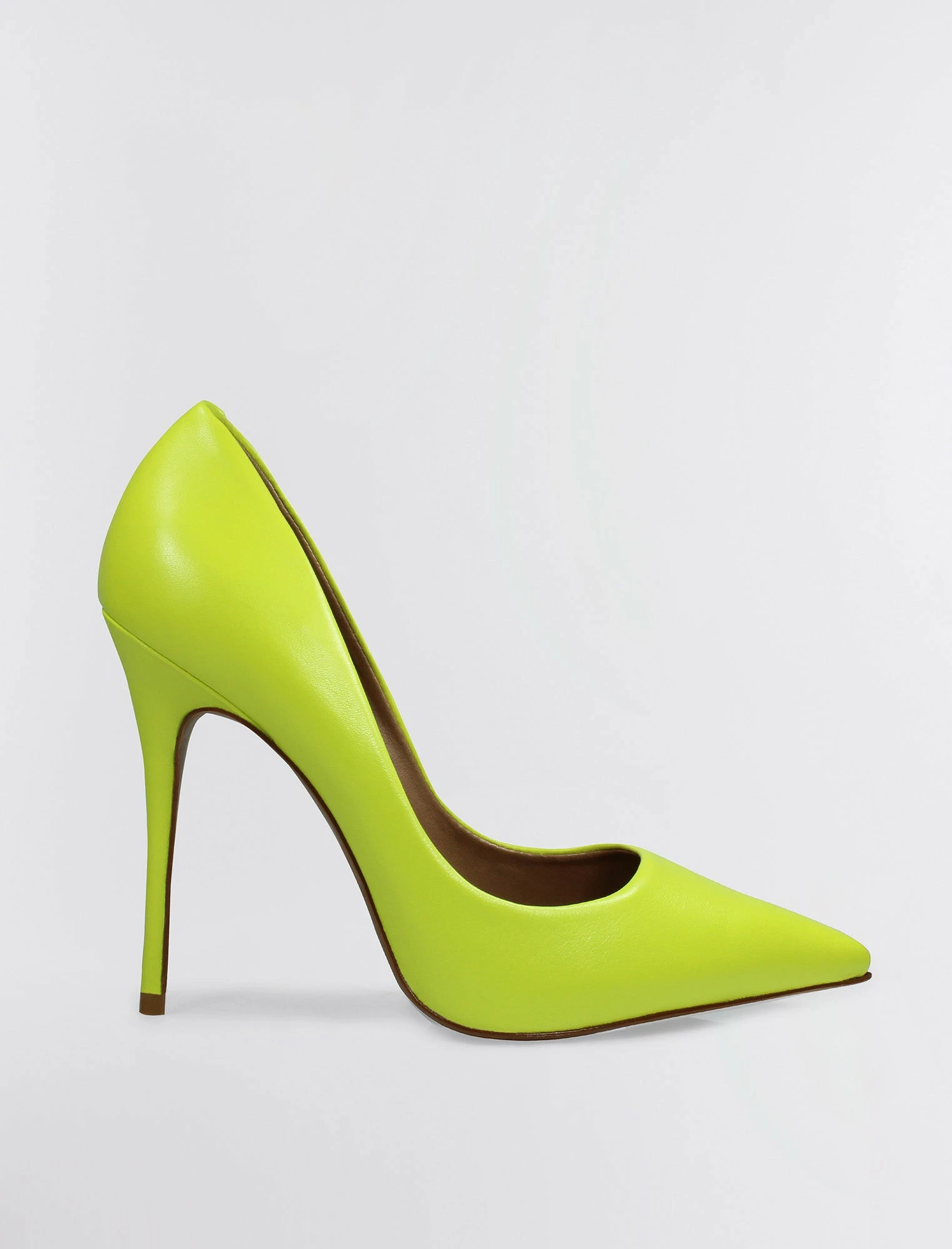 BCBGMAXAZRIA Nova Pump Heel 4 BCBGMAXAZRIA Nova Pump Heel - Image 2